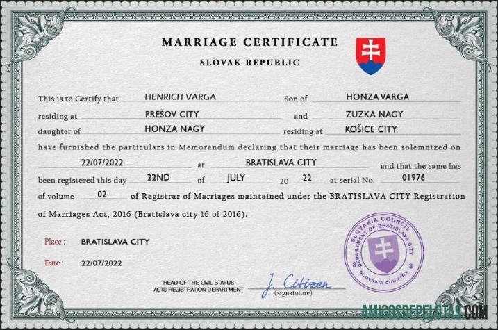 Em branco modelo PSD de certidão de casamento da Eslováquia